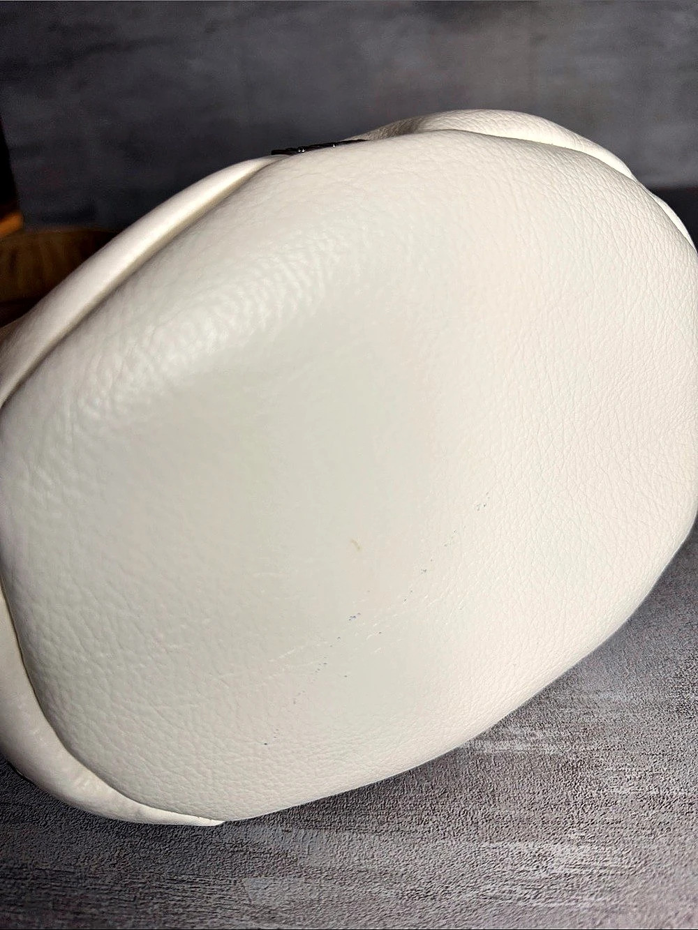 Madden NYC Studded Bucket Shoulder Bag White NWT - Picture 9 of 12